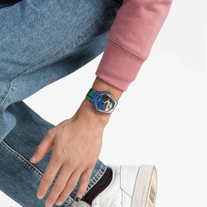 Ceas Swatch Leger's Two Women Holding Flowers SUOZ363 - purtat la mana