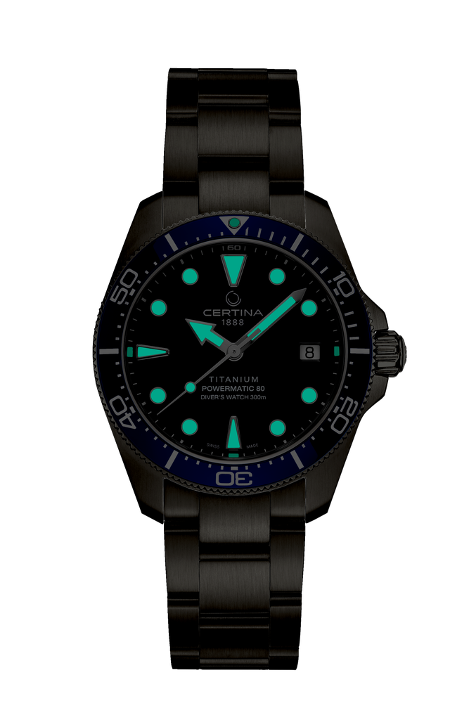 Ceas Certina DS Action Diver Titan C048.807.44.041.00 - index luminescent in intuneric