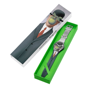 Ceas Swatch Le Fils de l'Homme by Rene Magritte SUOZ350 - detaliu