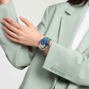 Ceas Swatch Leger's Two Women Holding Flowers SUOZ363 - purtat la mana