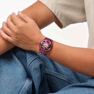 Ceas Swatch Digi-Blossoming SUOZ373 - lifestyle