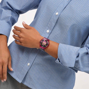Ceas Swatch Digi-Blossoming SUOZ373 - purtat la mana