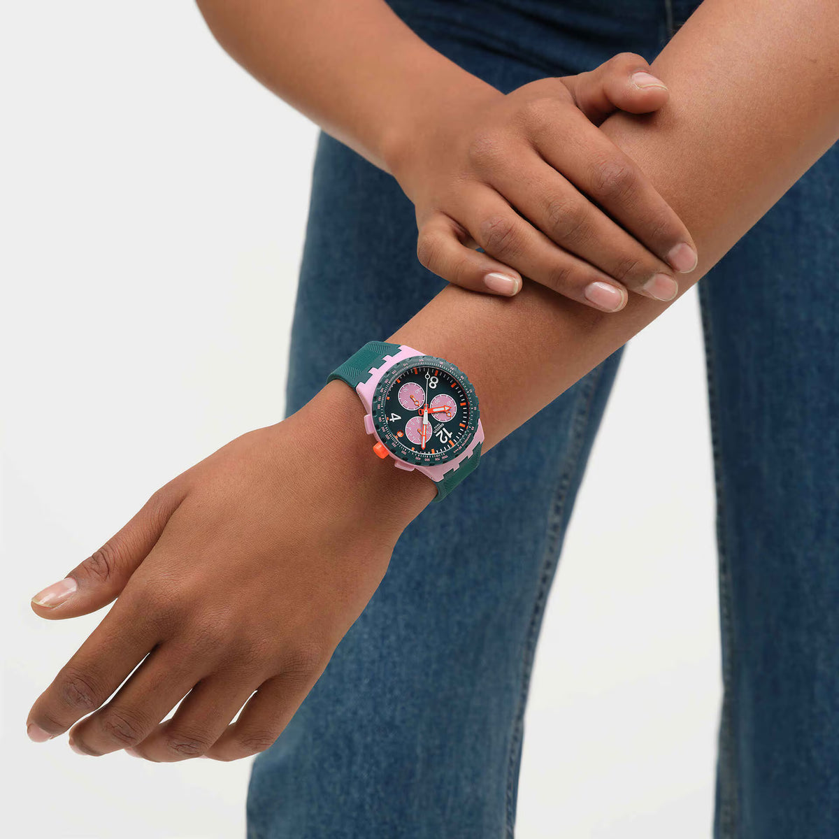 CEAS SWATCH MOMENT OF ROSE