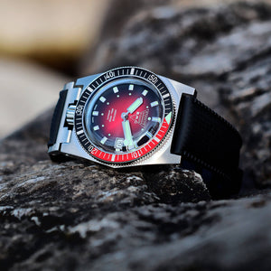 ZRC Heritage Crimson - lifestyle